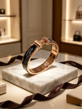Hermès Clic H Noir Enamel Contrast Bracelet